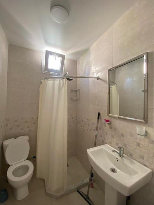 Sunshine Hotel كفارياتي المظهر الخارجي الصورة