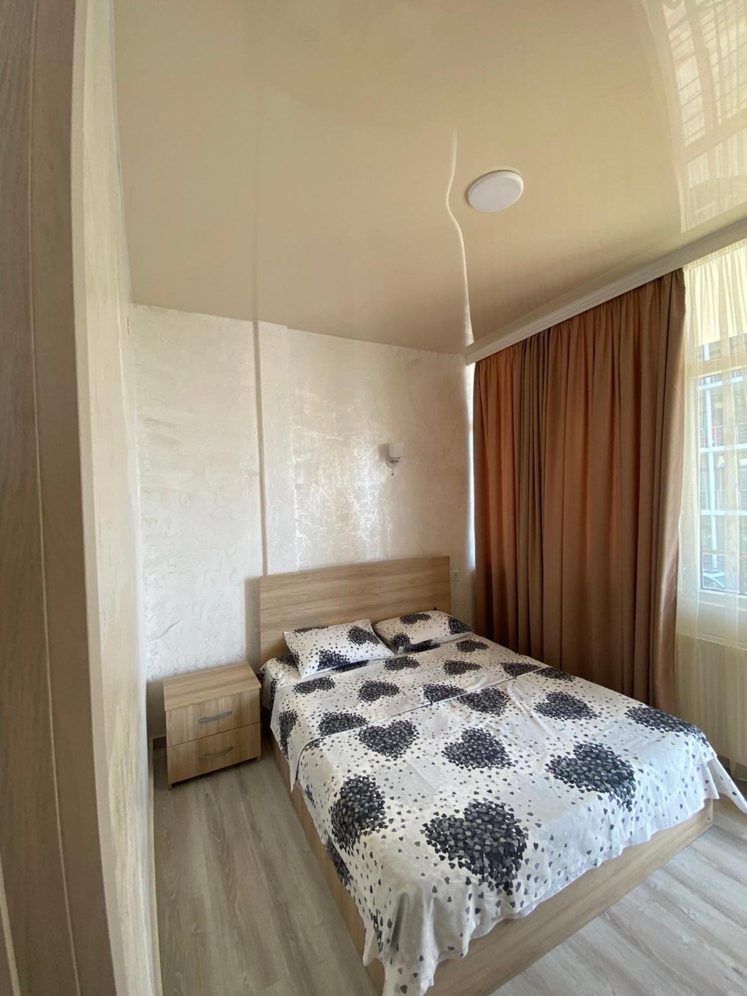 Sunshine Hotel كفارياتي المظهر الخارجي الصورة